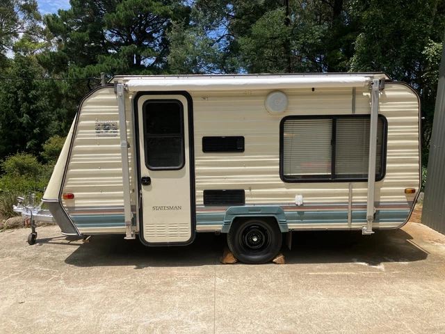 Windsor 1990 pop top caravan Windsor 1990 pop top caravan