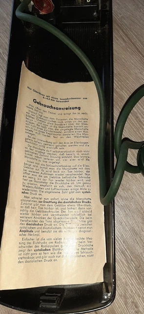 Blutdruckmeßgerät   / Sphygmomanometer 2