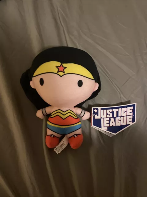 Wonder Woman Plush 11”  DC Comics Justice League Toy Factory Sitting Big Head