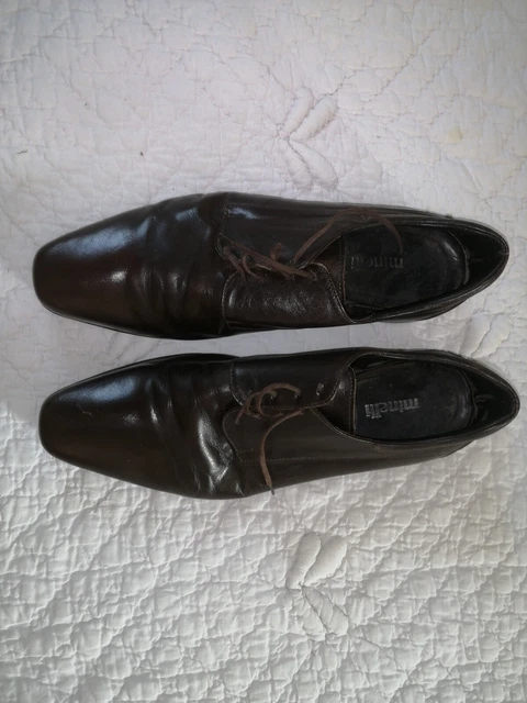 chaussures homme en cuir marron  marque MINELLI taille 43