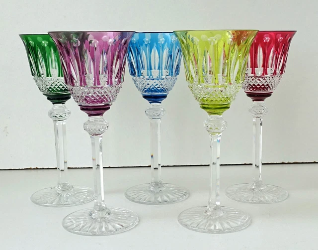 SAINT LOUIS – 5 Verres à Vin  Blanc Modèle TOMMY  Cristal Colorés Signés