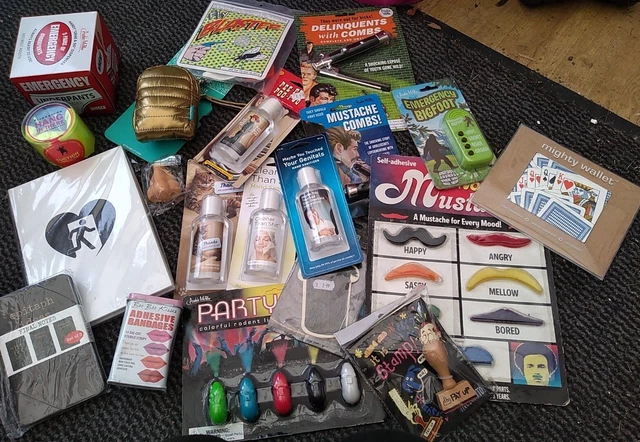 JOBLOT 20 mixed Novelty Gifts Archie Mcphee etc Fun Funky all sorts see pics