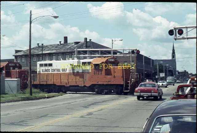 Aug 81 Illinois Central Gulf #8123 @ Decatur Ballast  ORIGINAL AGFACHROME SLIDE