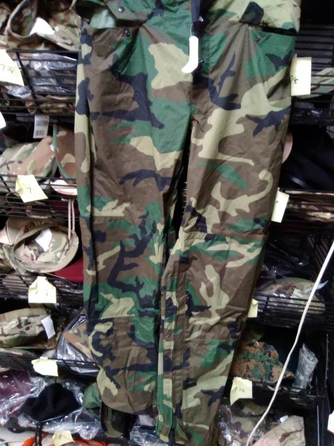 US Military Woodland Trousers Rainsuit Medium