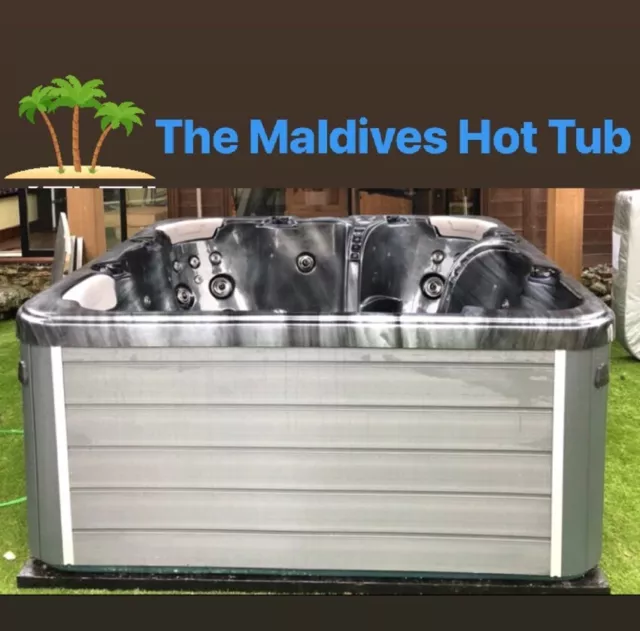 EX DISPLAY Bluetooth Hot Tub Music Maldives 6 Person Seater USA Balboa System