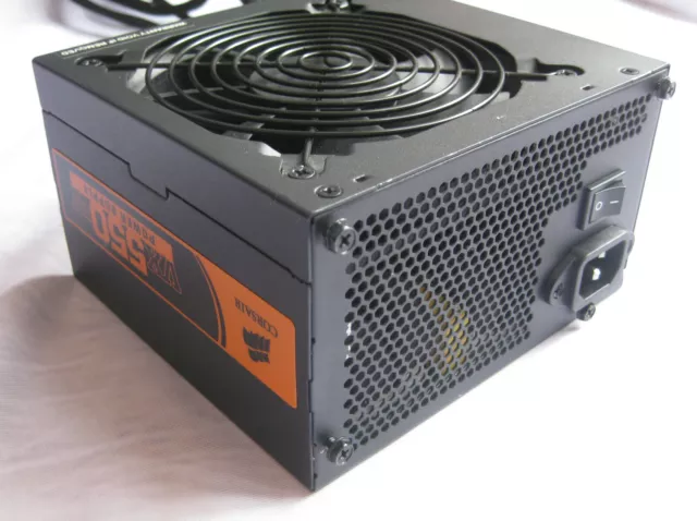 Corsair VX550W CMPSU-550VX  / 550W / ATX Computernetzteil