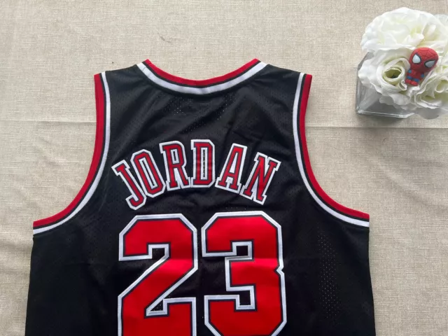 CHICAGO BULLS MICHAEL Jordan NBA Authentic Jersey Large Mitchell