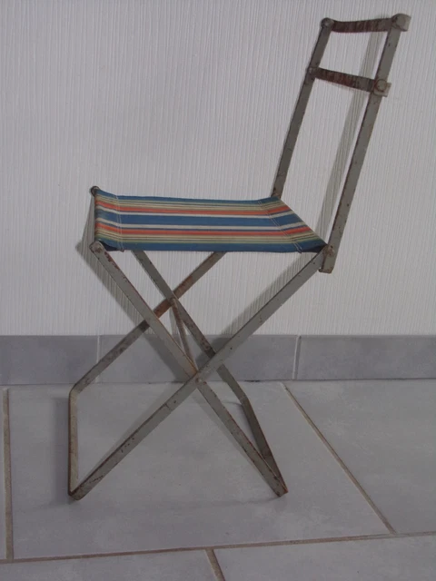 ANCIENNE PETITE CHAISE LORRAINE EN BOIS POUR ENFANT FIN XIXème EUR 30