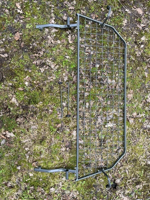 TRAVALL DOG GUARD for LAND ROVER Discovery 3 4 (2004 - 2016) TDG1509 £