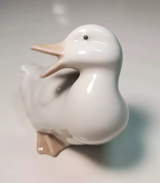 Lladro NAO Duck Porcelain Figurine Young Baby Duckling Made in Spain 3