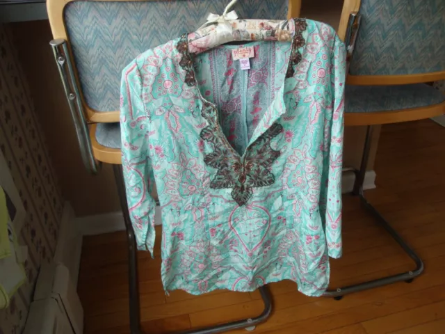 Lovely Plenty Tracy Reese Silk Beaded V Neck 100% Silk Aqua Pink Blouse Size 8