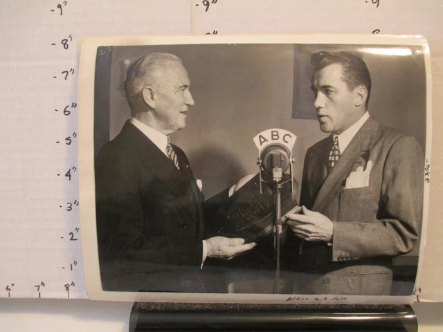 ABC TV radio show photo 1946 TOAST OF TOWN Ed Sullivan microphone award