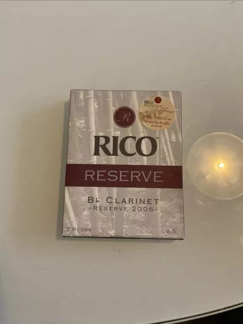 Rico Reserve Reeds for Bb Clarinet, Boxes of 5, Strength 2.5