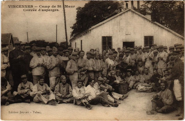 CPA AK Vincennes Camp de Saint-Maur Corvee d'asparagus FRANCE (1283303)