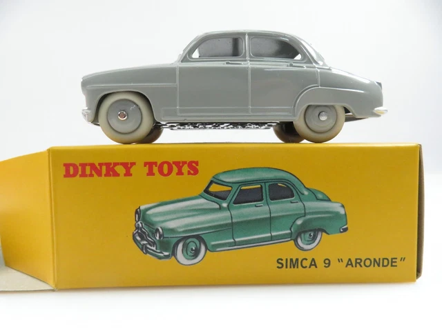 Miniature Dinky Toys Simca 9 Aronde 1954 - Échelle 1:43, Zamak, Couleur Vert Olive