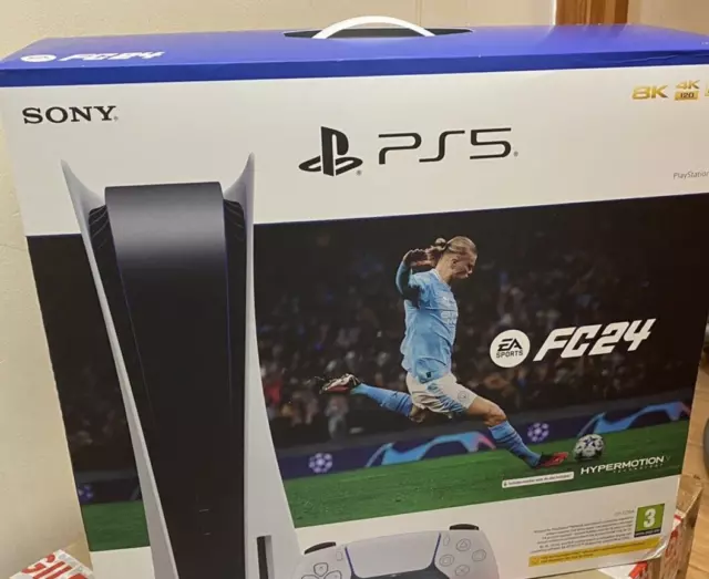 Sony PlayStation 5 PS5 Disc Edition Console EA SPORTS FC24 Bundle New