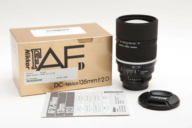 Nikon Nikkor 135mm 135 F/2.0D f/2D f2 DC AF Lens (Defocus Image Control) - SHARP
