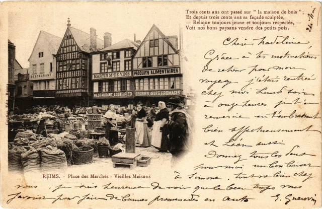 CPA REIMS-Place des Marches Vieilles Maisons (346814)