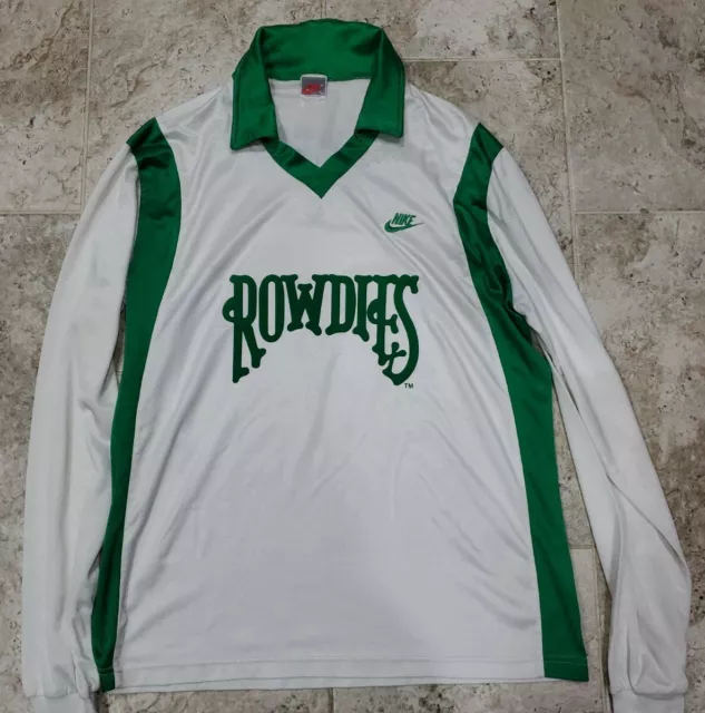 Tampa Bay Rowdies - All the cool kids wear the hoops. 😎 Youth jerseys now  available 🛒 bit.ly/3wne7Fu