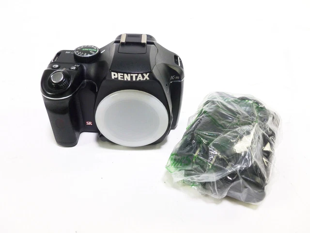 Pentax K-M 10mp Digital SLR Camera Body Shutter Count 22,101