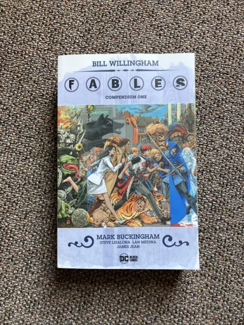 Fables Compendium #1 (DC Comics, December 2020) Fables Compendium #1 (DC Comics, December 2020)