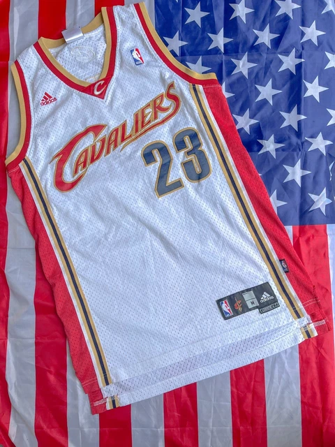 Vintage Medium Nike Team Cleveland Cavaliers Lebron James 23 Stitched Jersey