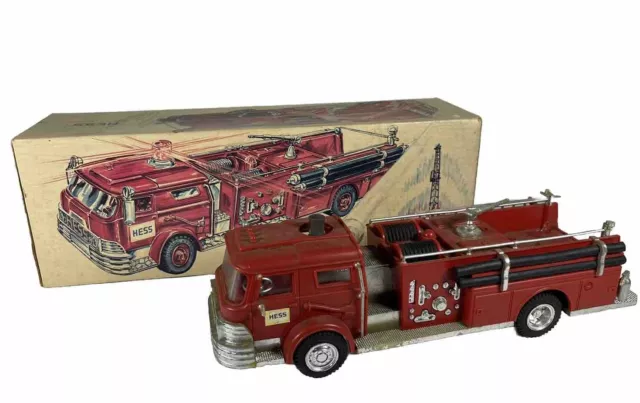 VINTAGE 1970s MARX HESS SERVICE STATION FIRE TRUCK IN ORIGINAL BOX Missing Wheel