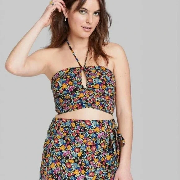 WILD FABLE WOMENS Floral Keyhole Cutout Front Woven Sleeveless Cropped