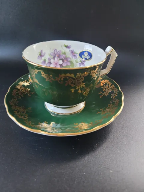 Aynsley fine English Bone China Emerald violets vintage teacup and saucer