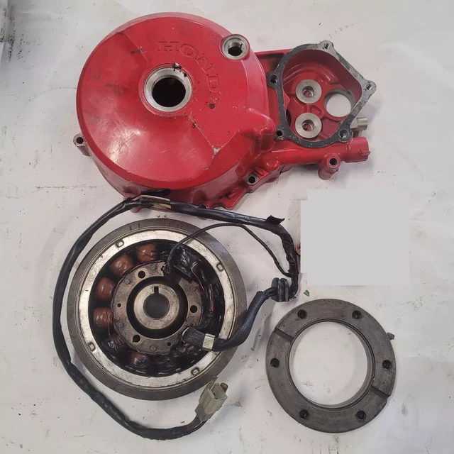 Base de l'antenne pour Ford C-MAX - Mister Auto