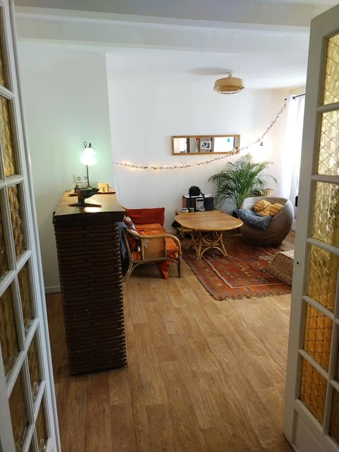 Appartement RDC 56m2 + cour fleurie 14m2 3