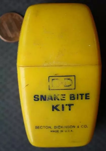 VINTAGE EAST RUTHERFORD New Jersey Becton Dickinson Snake Bite Kit ...