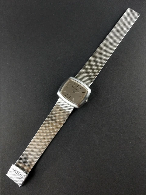 Mouvement De Montre Mécanique JUVENIA 765 - Pour Réparation Ou Collection - Occasion Fonctionnel