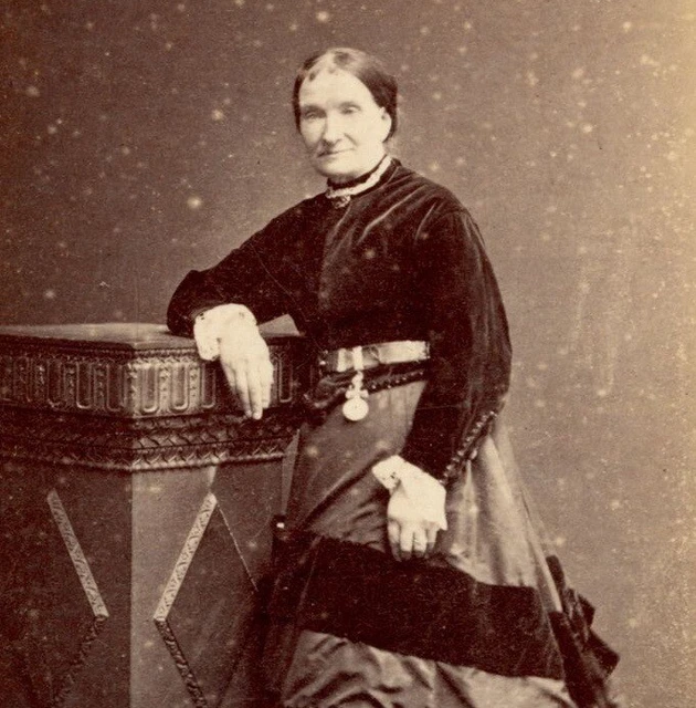 CDV Carte De Visite Sampson S Soley Gloucester antique Victorian lady #14 photo