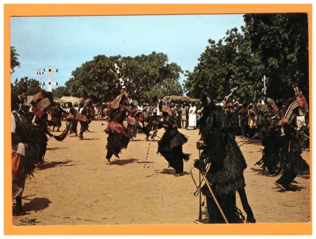 Environs de KONSOGU (MALI) Ethnique DOGON / DANSEURS avec MASQUES vers 1970-1980