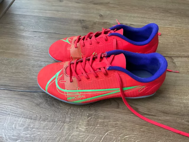 Nike Mercurial Football Boots, Orange, Size 5.5, 5 1/2, 38.5 EU, moulded studs