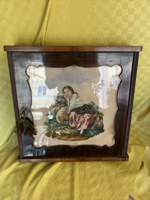 Biedermeier Hausapotheke Wandschrank Apothekenschrank Antik Walnuss Stickerei