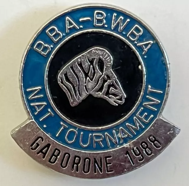 1988 Botswana Basketball Association National Tournament Pin badge 29 x 29 mm