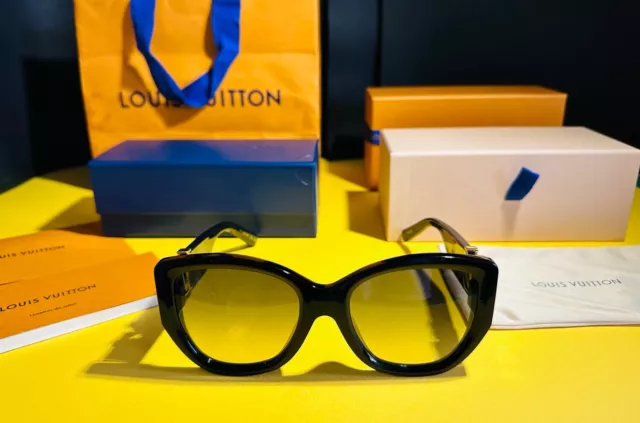 Shop Louis Vuitton Petit Soupçon Cat Eye Sunglasses (Z0487E, Z0489E) by  SkyNS