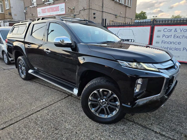 2020 MITSUBISHI L200 Double Cab DI-D 150 Warrior 4WD PICK UP DIESEL ...