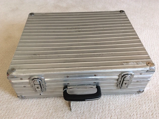 RIMOWA Camera Attache Business Travel Brief Case Aluminum Silver Padded 19"x15"