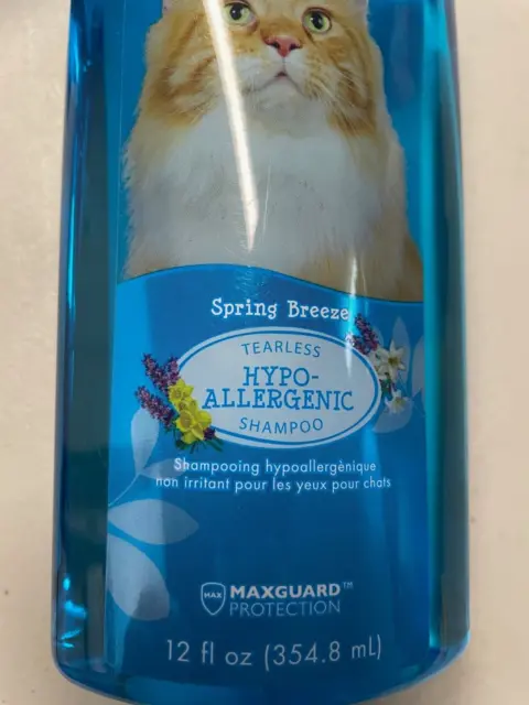 Whisker City Tearless Hypoallergenic Spring Breeze cat shampoo 12 fl. oz