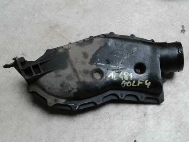 Conduite d'air VOLKSWAGEN GOLF 4 1.9 TDI - 8V TURBO /R:67904689