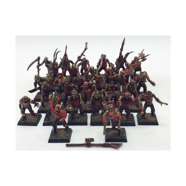 Games Workshop WHF Vampire Counts Plastic Zombies Collection #31 NM