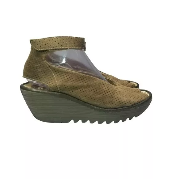 Fly london yala sandals on sale