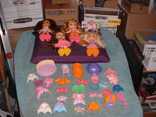 Vintage Fisher Price Snap N Style Lot 37 Pieces 4 Dolls 1 Dog