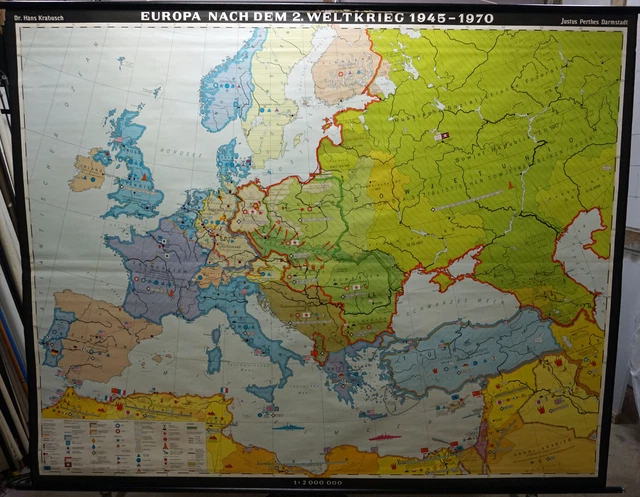 PULL-DOWN WALL CHART Mural Map of Europe 2. World war 1945 – 1970 ...