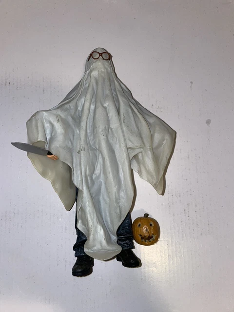 NECA Cult Classics HOF Halloween Michael Myers Ghost Sheet Bob Figure Complete
