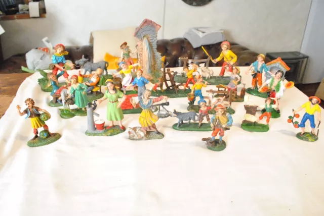 Set Completo Statuine Presepe in Resina alta qualità dipinte a mano 19 pezzi