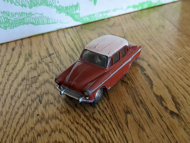 Dinky Toys 507 - Break Simca 1500 GLS - Échelle 1:43 - France - Années 60 - Collection